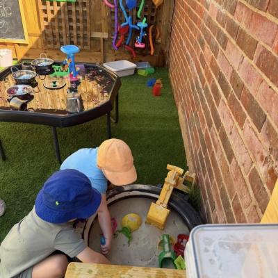 Image from Little Bees Lounge 