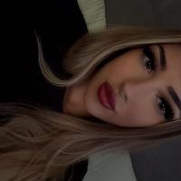 Mia