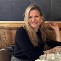 Laura F