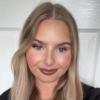 Hollie