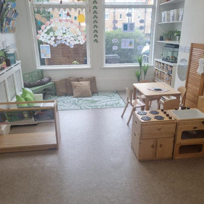 Image from East105