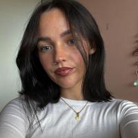 Demi