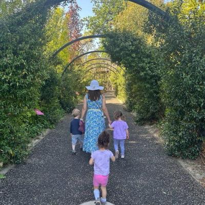 Image from Tiny Explorers 