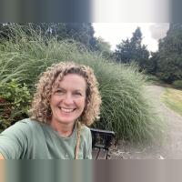 Debbie L