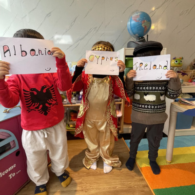 Image from Shining Stars