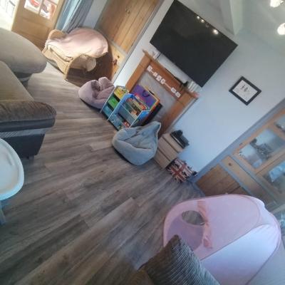 Image from Lois