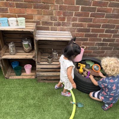 Image from Little Bees Lounge 